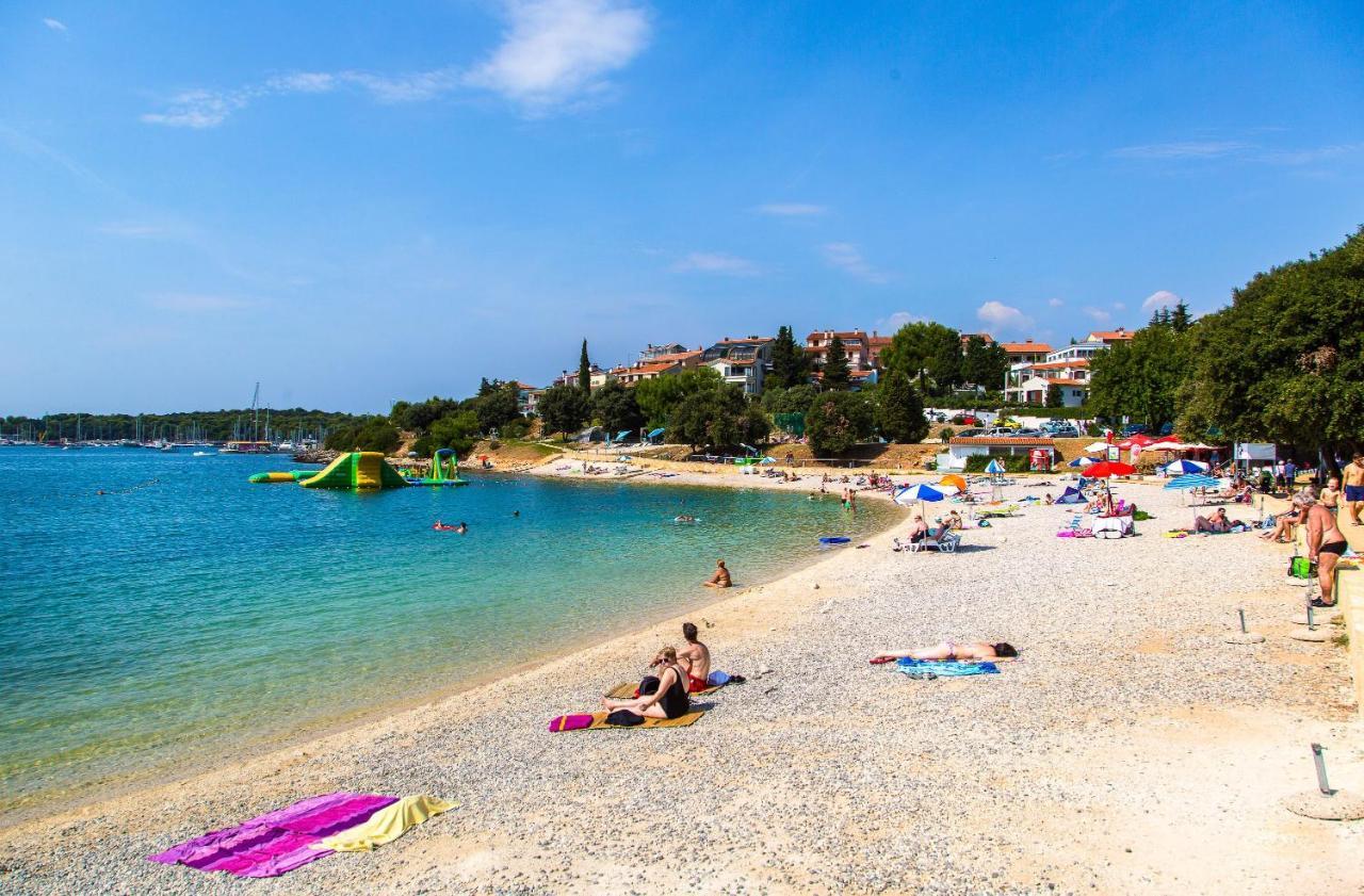Holiday Apartment 50M From The Beach Pjescana Uvala Extérieur photo