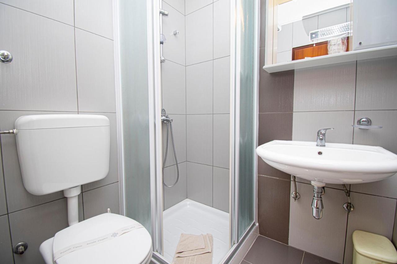 Holiday Apartment 50M From The Beach Pjescana Uvala Extérieur photo