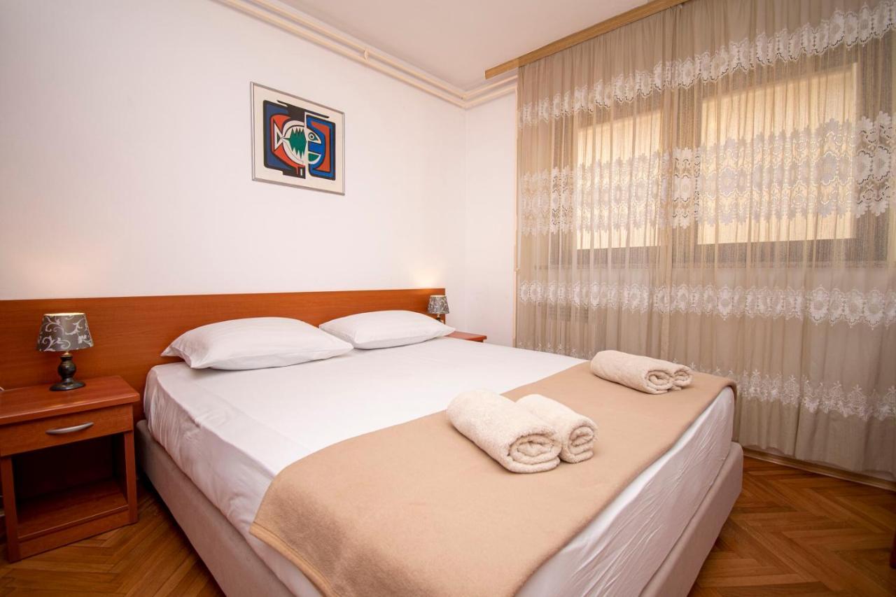 Holiday Apartment 50M From The Beach Pjescana Uvala Extérieur photo